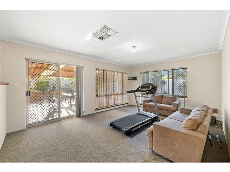 13 Young Lane, Parkwood WA 6147