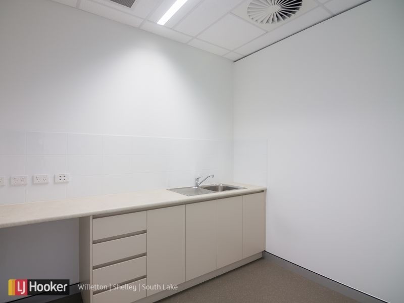 4/64 Barry Marshall Parade, Murdoch WA 6150