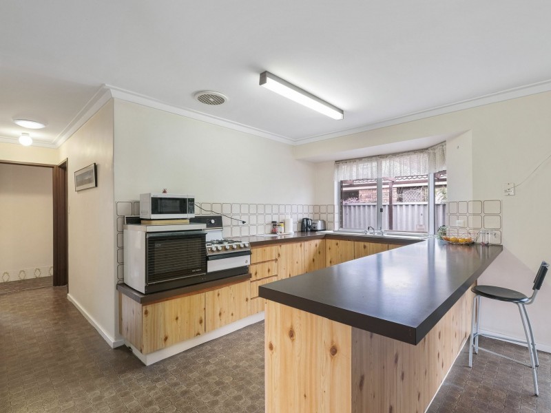 36B Koolan Drive, Shelley WA 6148