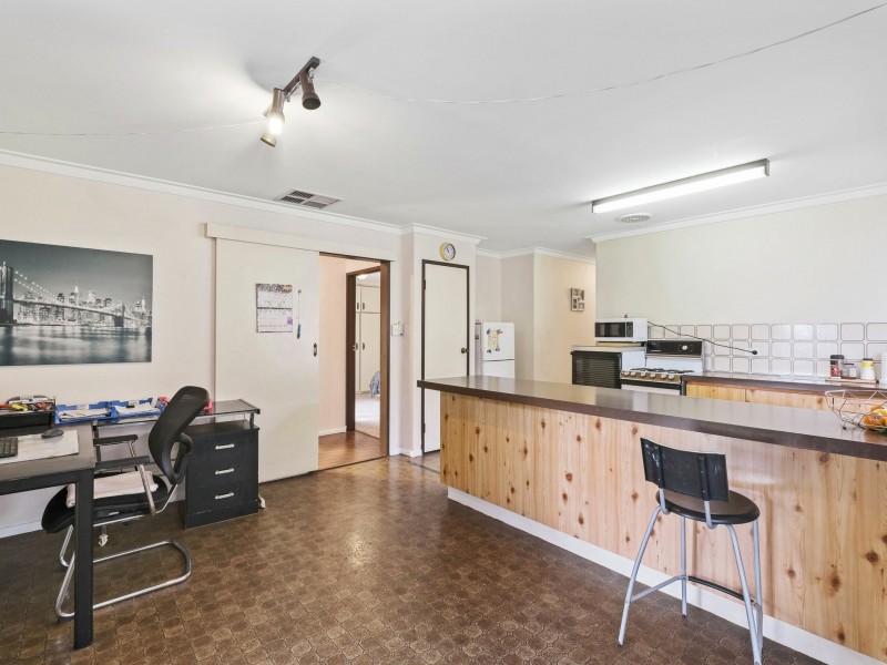 36B Koolan Drive, Shelley WA 6148