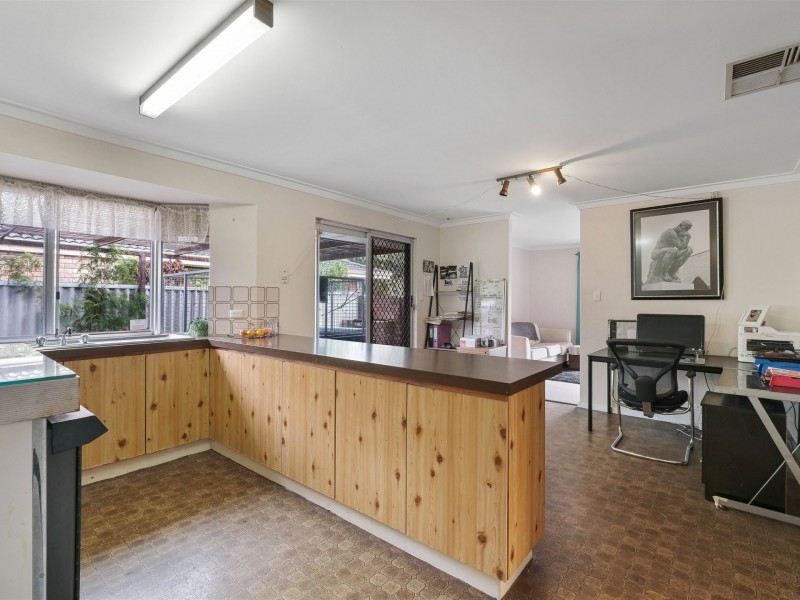 36B Koolan Drive, Shelley WA 6148