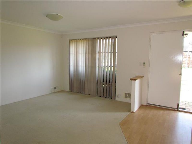 1 Woodhouse Circuit, Canning Vale WA 6155