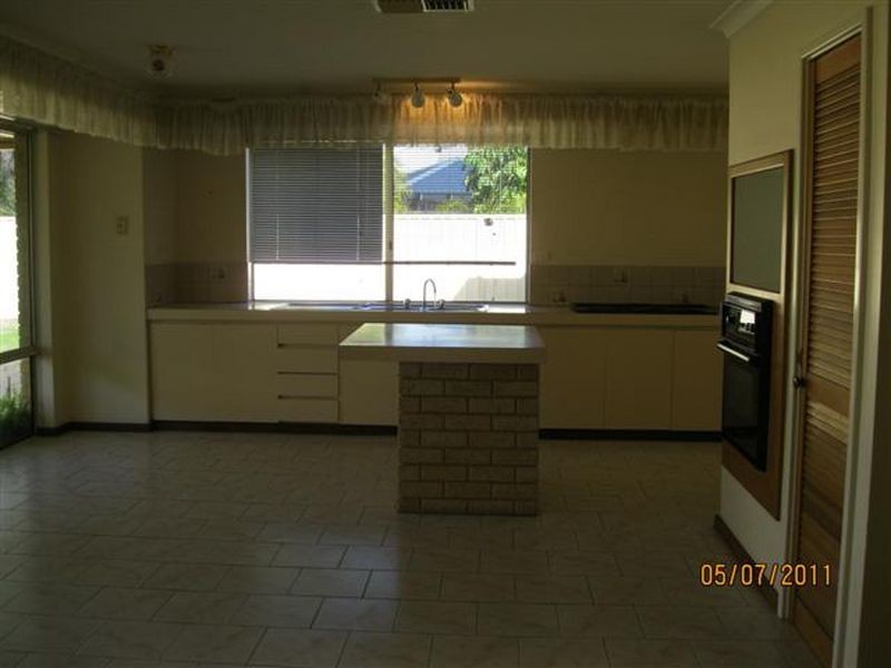 21 Tippett Court, Willetton WA 6155