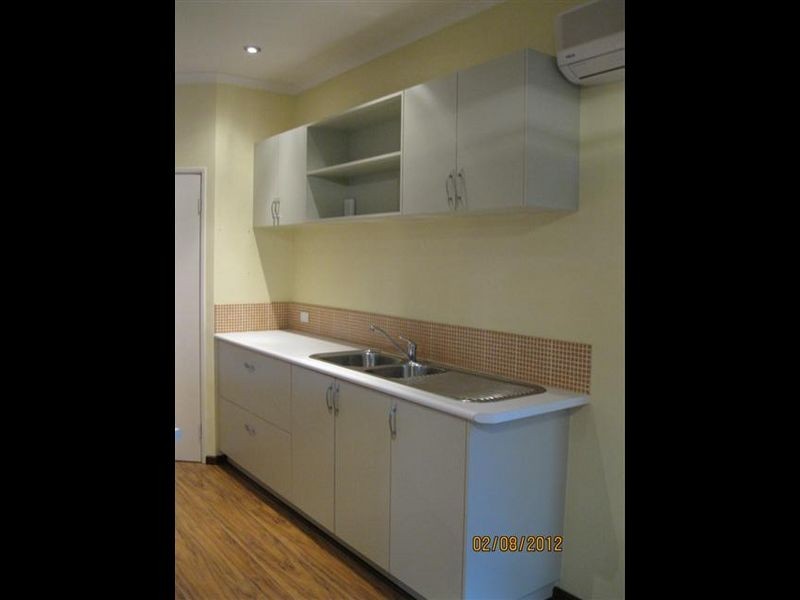 62 Walpole Street, St James WA 6102