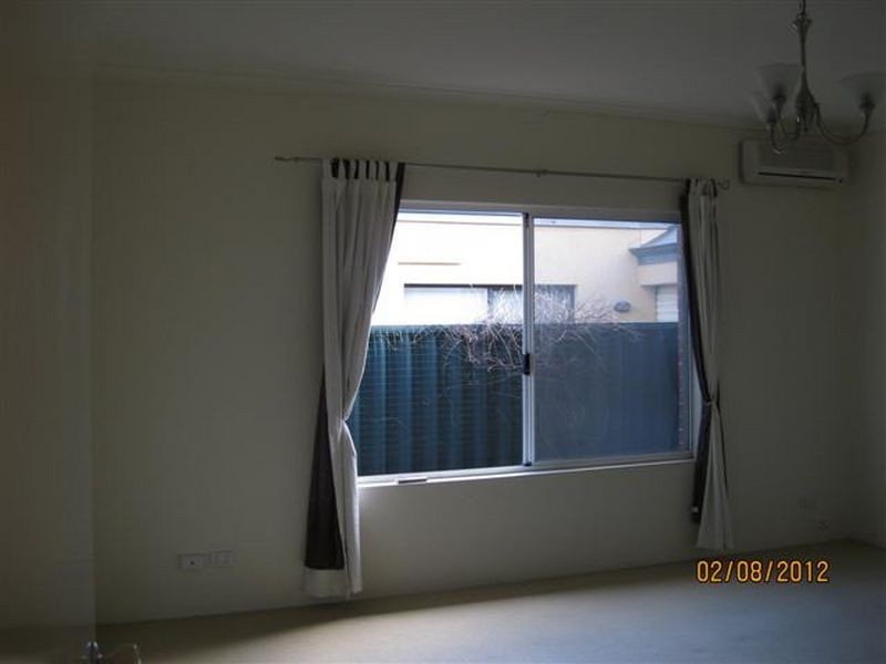 62 Walpole Street, St James WA 6102