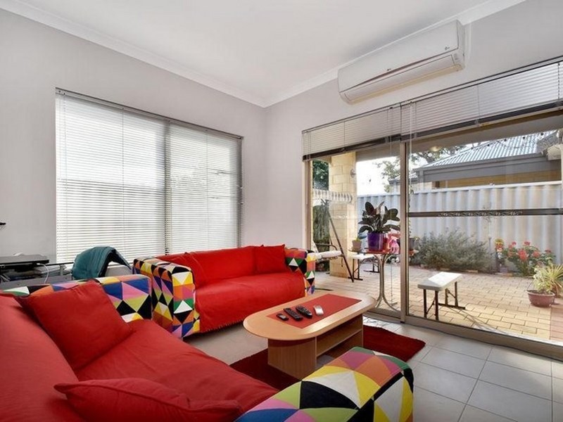 6b Kweda Way, Nollamara WA 6061