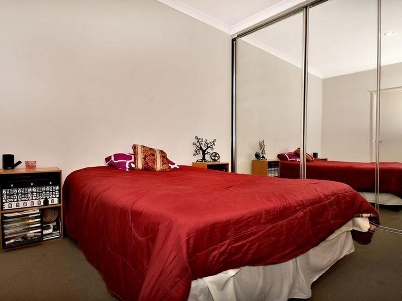 6b Kweda Way, Nollamara WA 6061