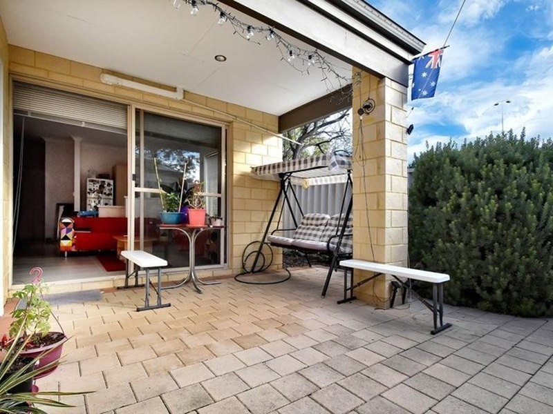 6b Kweda Way, Nollamara WA 6061