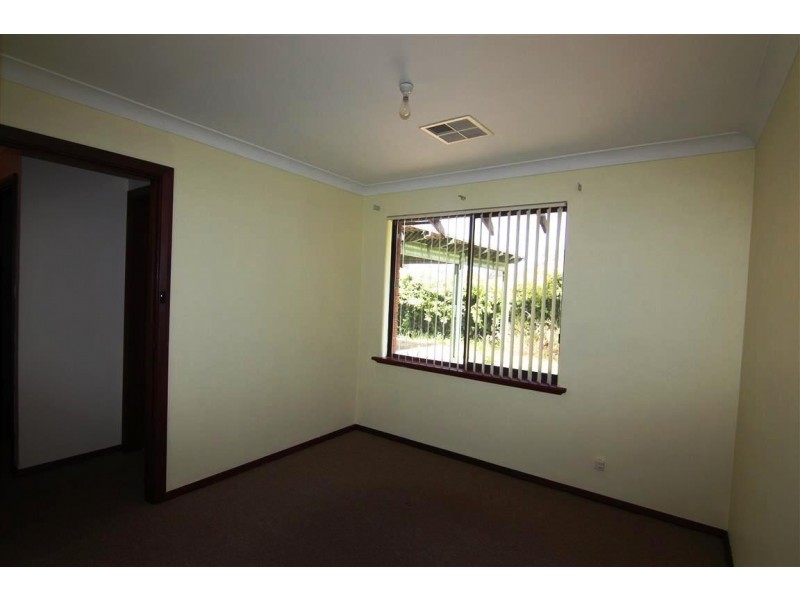 25 Stanbury Way, Booragoon WA 6154