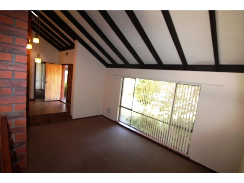 25 Stanbury Way, Booragoon WA 6154