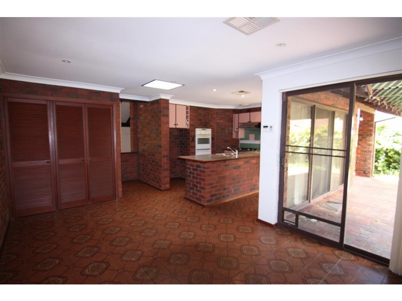 25 Stanbury Way, Booragoon WA 6154