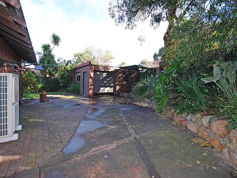 25 Stanbury Way, Booragoon WA 6154