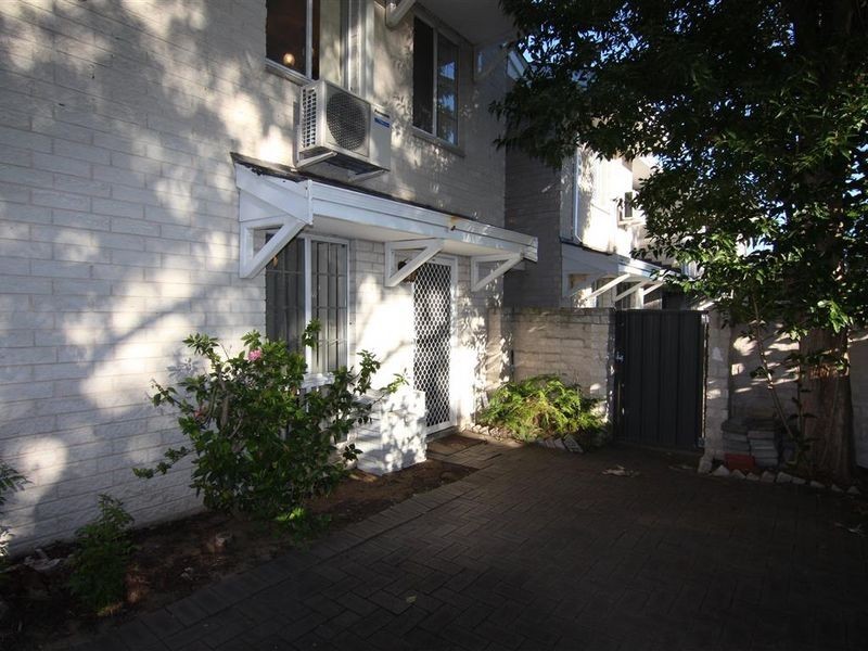 Unit 6/28 Greenock Ave, Como WA 6152