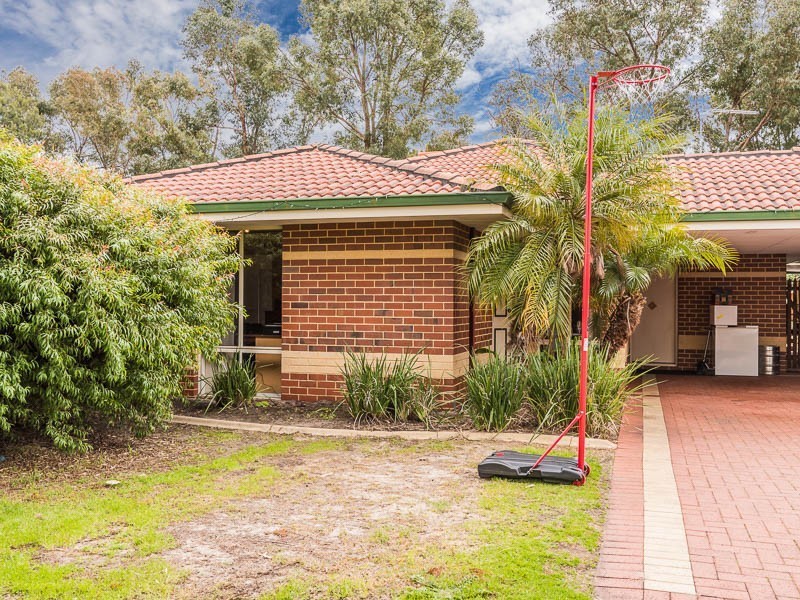 2 Steppe Court, Canning Vale WA 6155