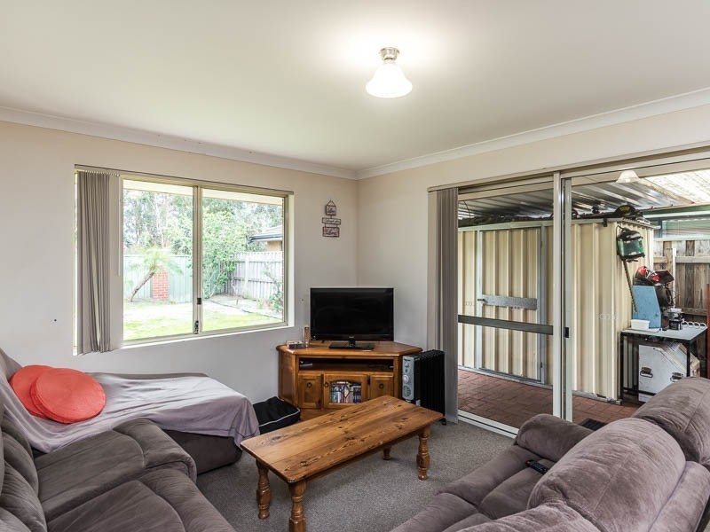 2 Steppe Court, Canning Vale WA 6155