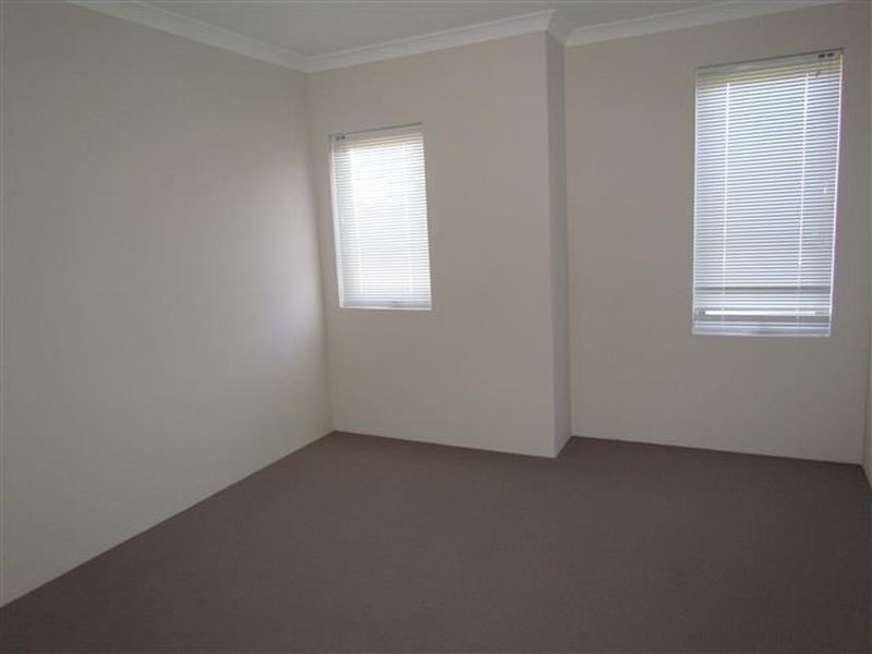 1/7 Gild Street, Cloverdale WA 6105