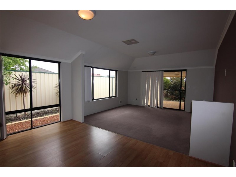 20 Richmond Entrance, Success WA 6164