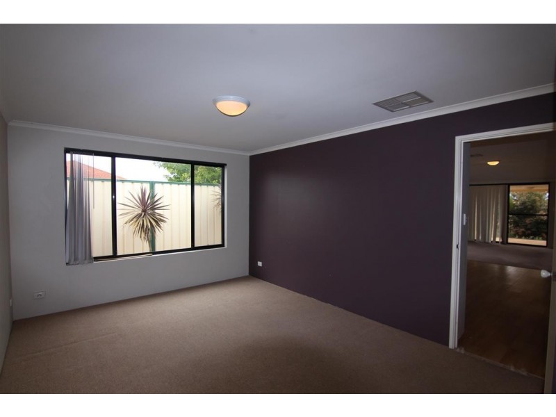 20 Richmond Entrance, Success WA 6164