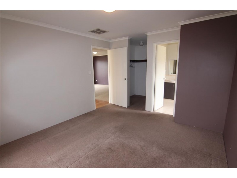 20 Richmond Entrance, Success WA 6164