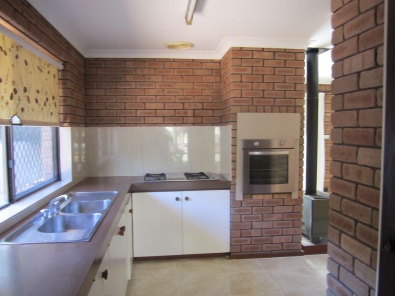 4 Ionic Place, Shelley WA 6148