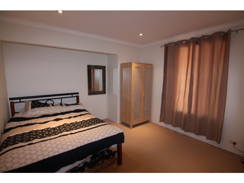 2 McFarlane Close, Willetton WA 6155