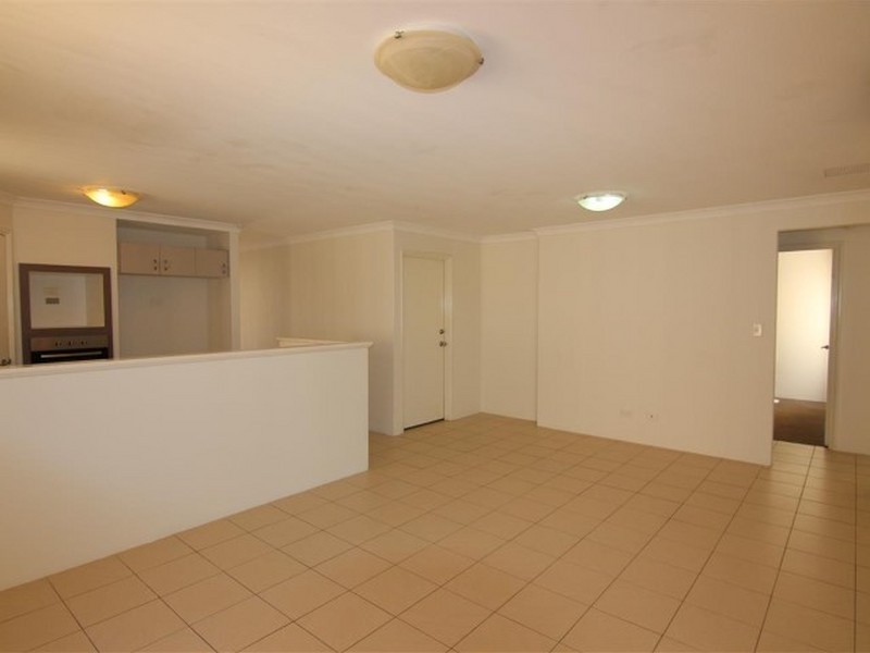 Unit 12/17-21 Third Avenue, Kelmscott WA 6111