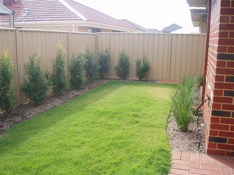2/50 Claridge Circle, Thornlie WA 6108