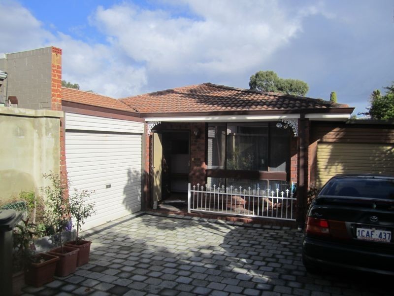 1 Beatrice Avenue, Shelley WA 6148