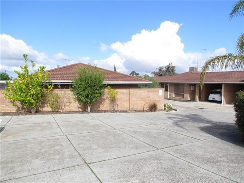 1/8 Neon Close, Parkwood WA 6147