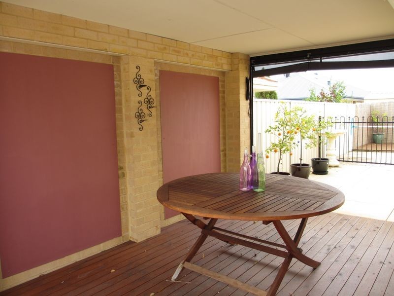 137 Shreeve Road, Canning Vale WA 6155