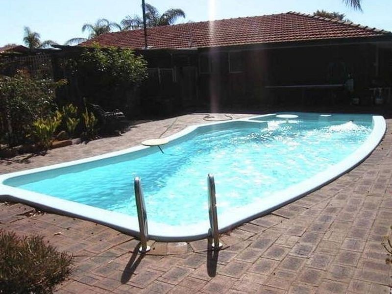 25 Colmar Street, Ferndale WA 6148