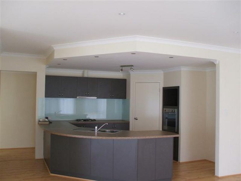 10 Calley Way, Canning Vale WA 6155