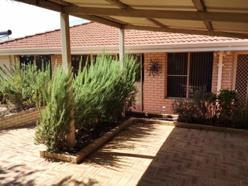 Unit A/33 Mosaic Street, Shelley WA 6148