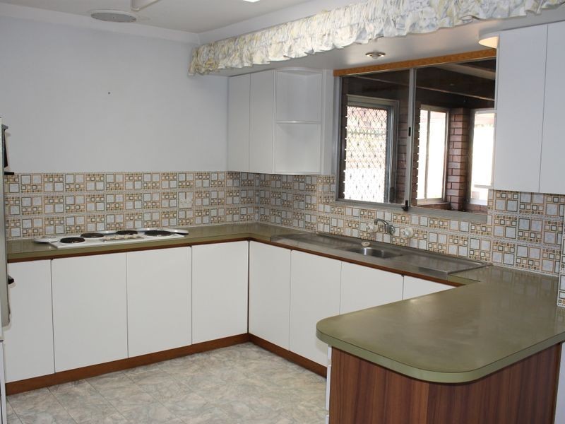 62 Ropele Drive, Parkwood WA 6147