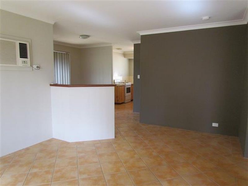 16a Camelot Court, Thornlie WA 6108