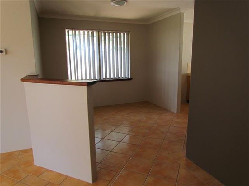 16a Camelot Court, Thornlie WA 6108