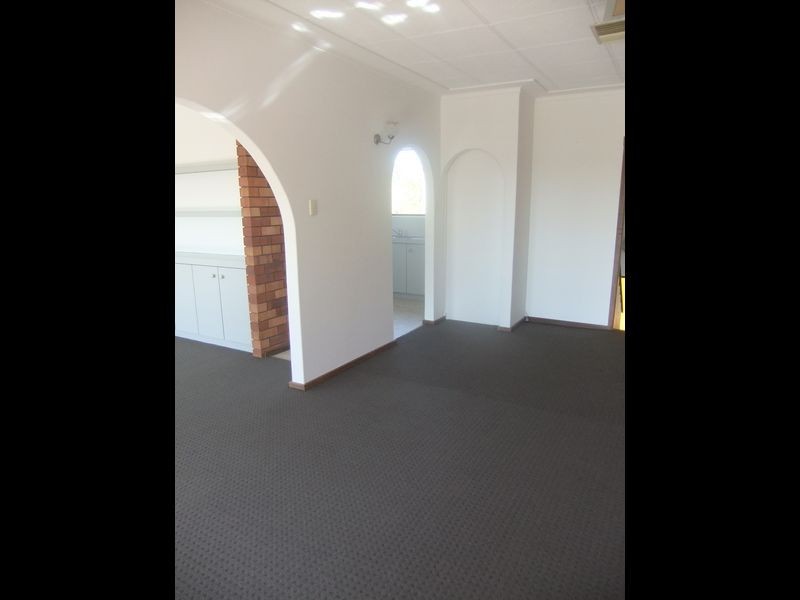 70 Corinthian Road West, Shelley WA 6148