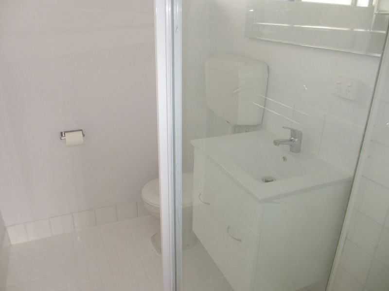 4/1045 Albany Highway, St James WA 6102