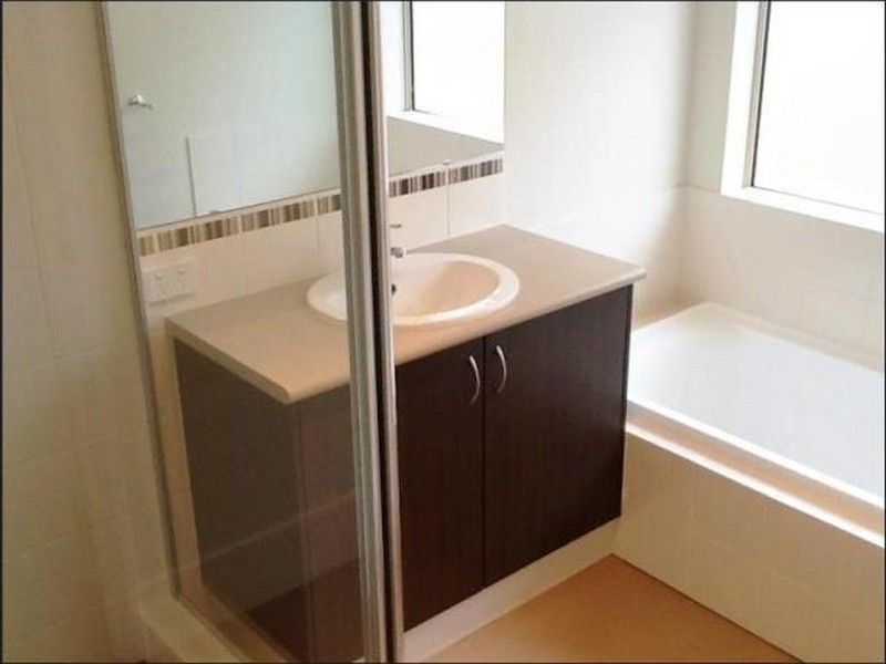 23 Southampton Drive, Piara Waters WA 6112