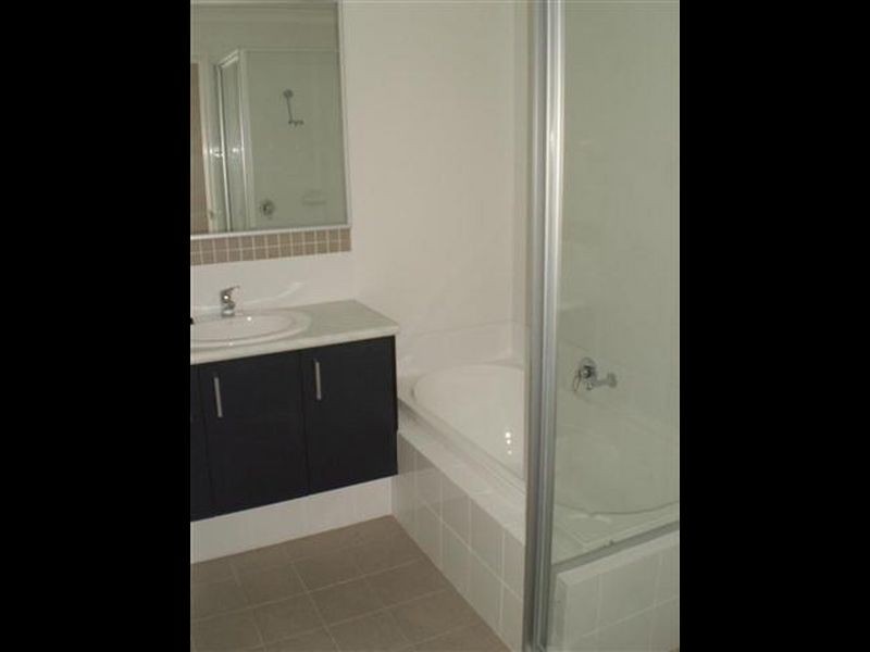 1/33 Banyard Avenue, Kelmscott WA 6111