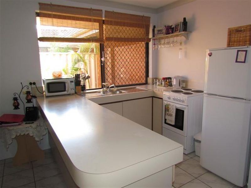 1/23 Golf Road, Parkwood WA 6147