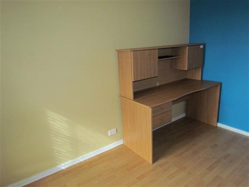 10 Regal Drive, Thornlie WA 6108