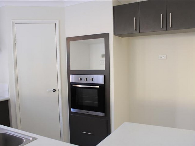 Villa 14/54 Sixth Road, Armadale WA 6112