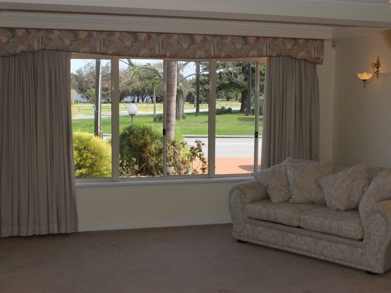 283 Riverton Drive, Shelley WA 6148