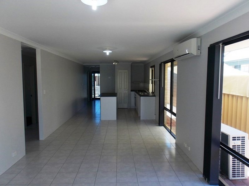 39 Harvest Lakes Boulevard, Atwell WA 6164