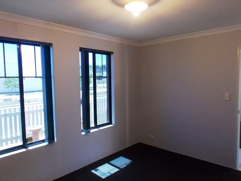 39 Harvest Lakes Boulevard, Atwell WA 6164