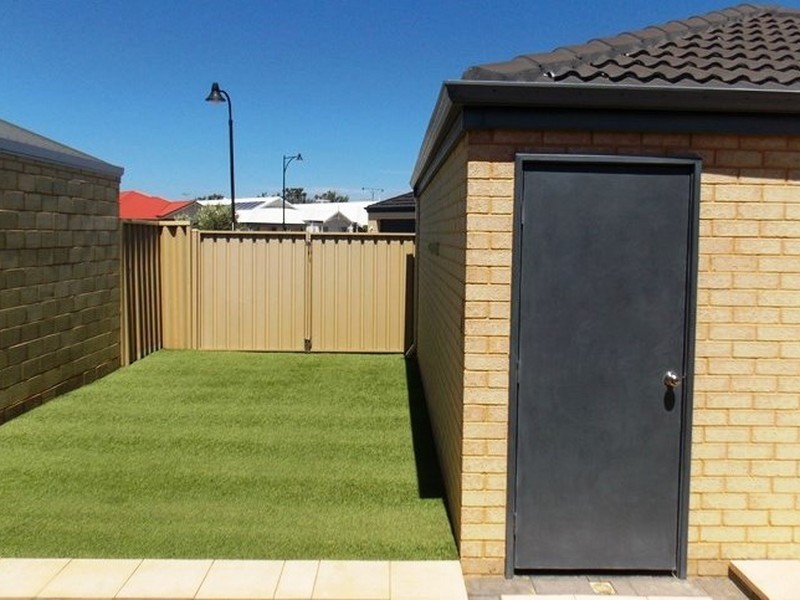 39 Harvest Lakes Boulevard, Atwell WA 6164