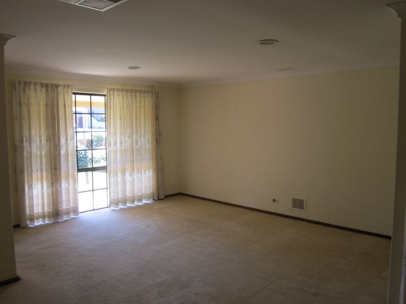 17a Godbold Close, Shelley WA 6148