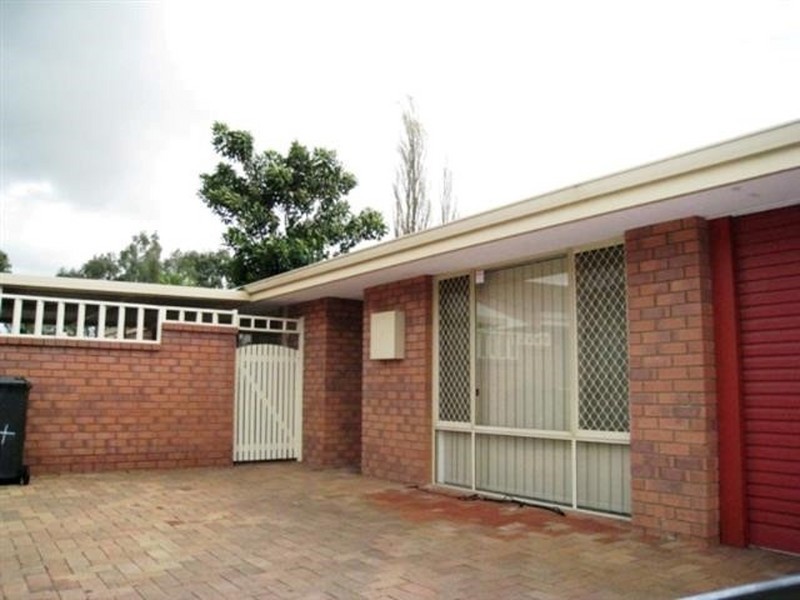 Unit 4/41 Eudoria Street, Gosnells WA 6110