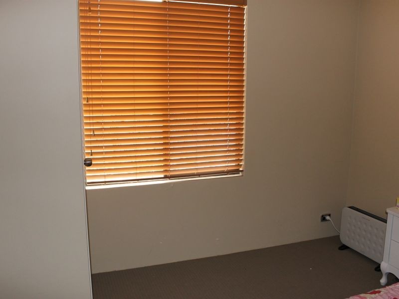 3/22 Edward Street, Queens Park WA 6107